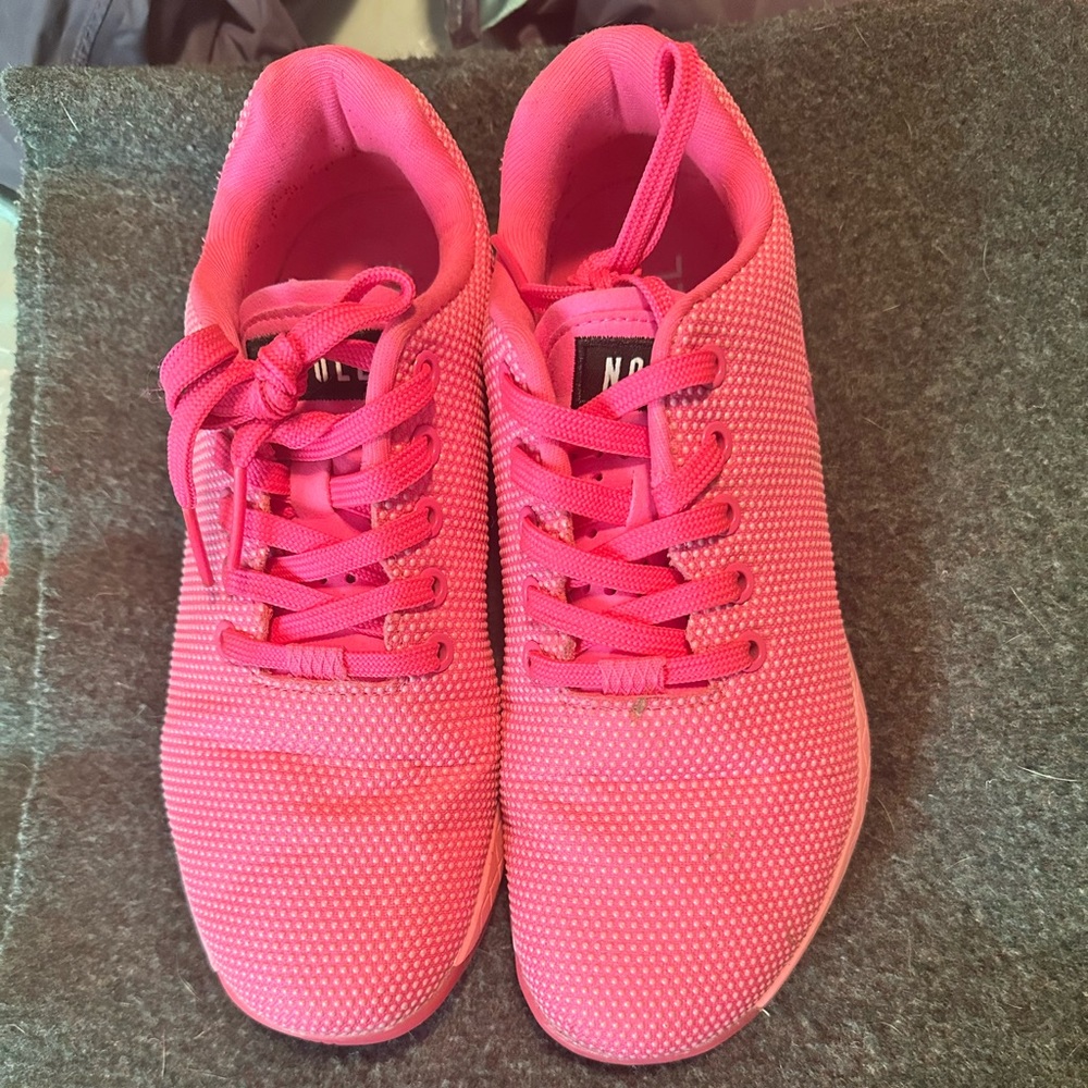 Hot pink size 9 NoBull shoes